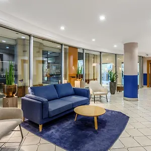מלון Millennium Court, - Marriott Executive ****